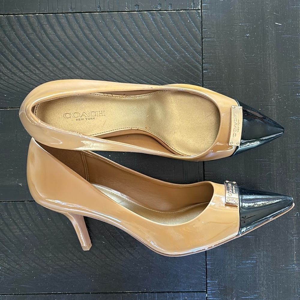 Coach Tan and Black Heels Size 7